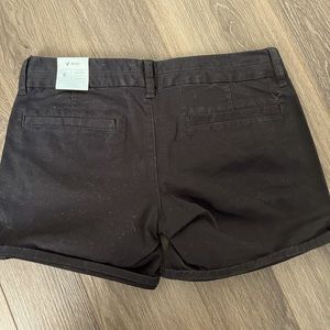 Size 6 American eagle stretch shorts.